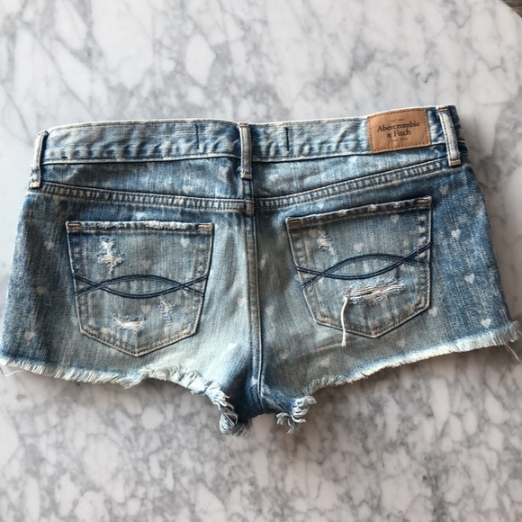 Abercrombie Jean Shorts - size 2, w26 - Picture 5 of 8